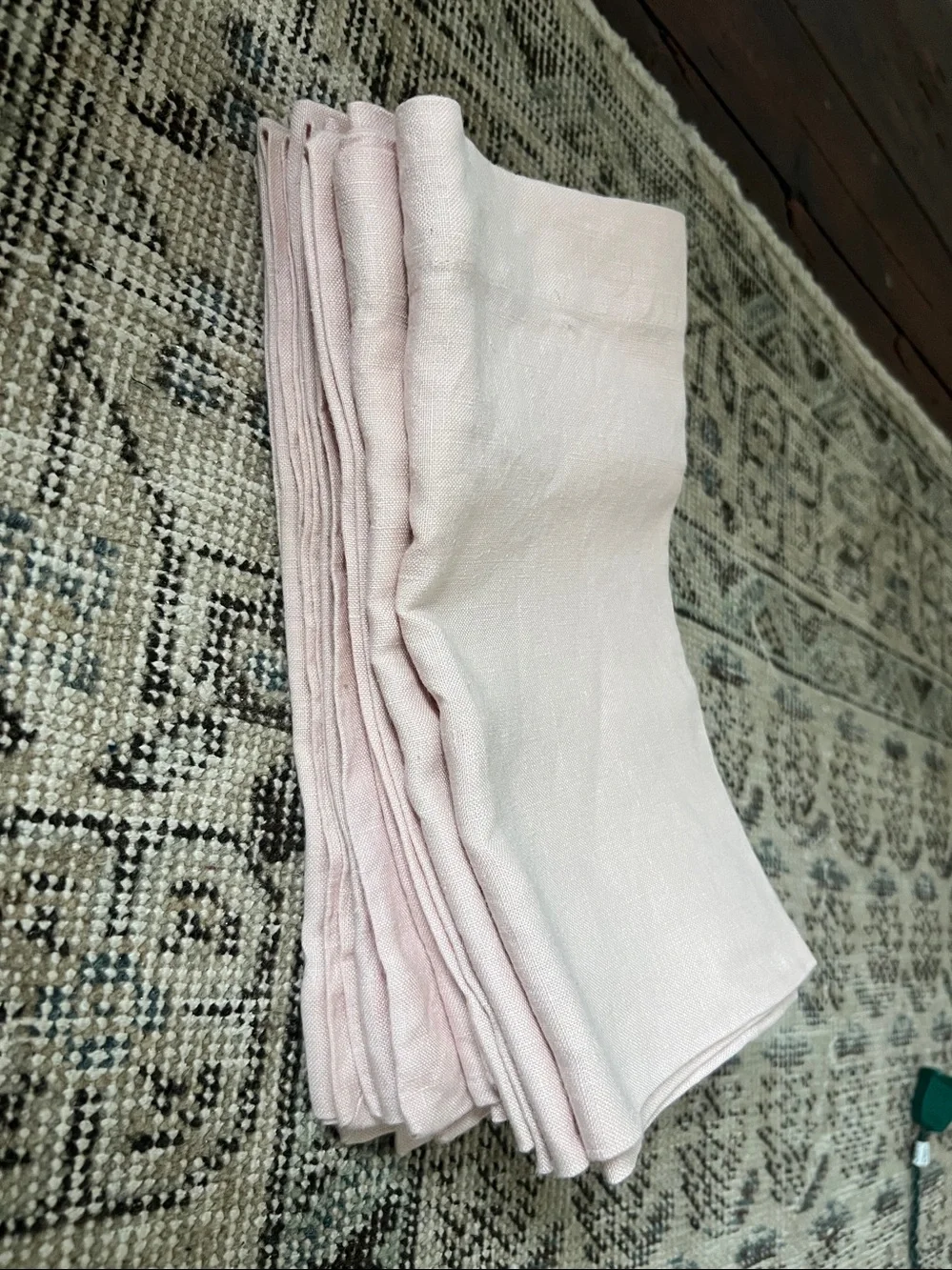 Pottery barn linen napkins pink lovely! 6 excellent